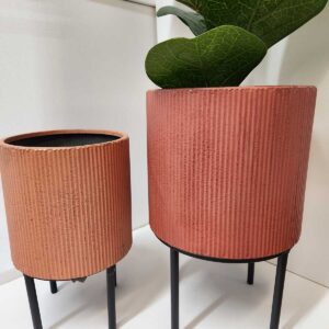 Cinnamon fluted Planters Metal set of 2